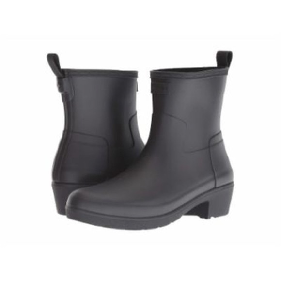hunter refined low heel ankle boot
